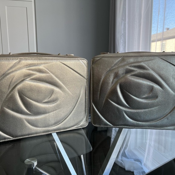 Lancôme Handbags - Lancôme make up case